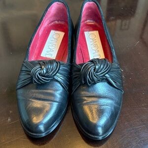 🐓 Joan & David Black Leather Women's loafer with Knot Detail